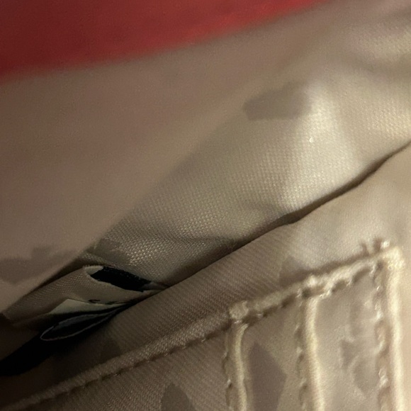 Kate Spade Staci North South Flap Coral Crossbody Phone Case Approx. 4.5 x 7.5 - Picture 10 of 15